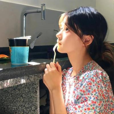 隔墙有情人